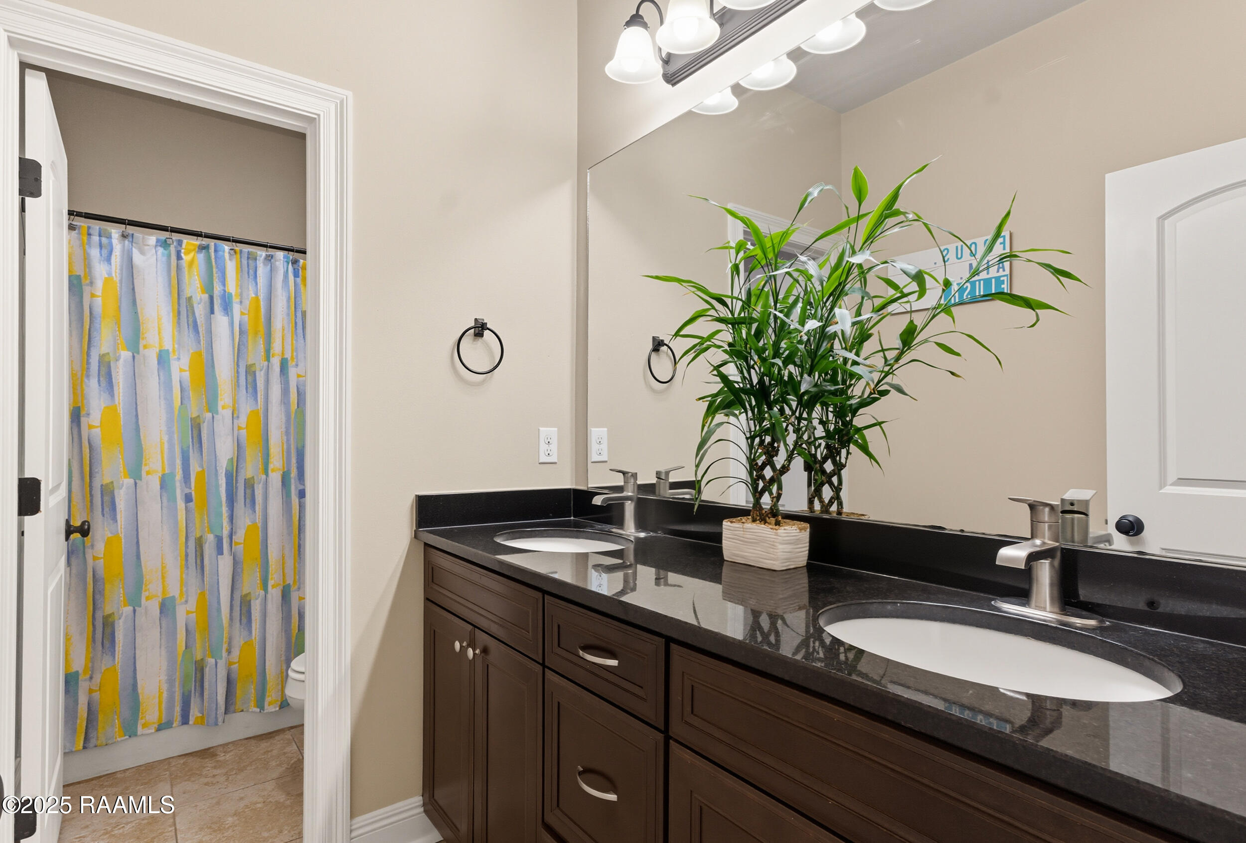 107 Terrace Oak Lane Broussard, LA 70518 - Photo 15 of 21 004_RtQa