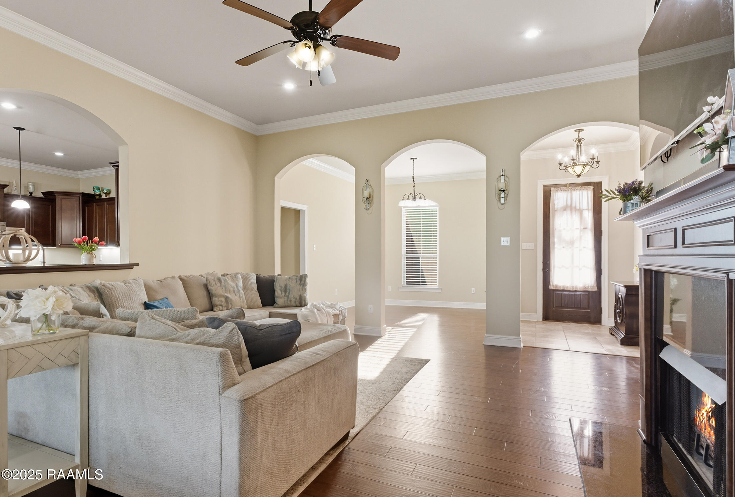 107 Terrace Oak Lane Broussard, LA 70518 - Photo 6 of 21 004_TSz2