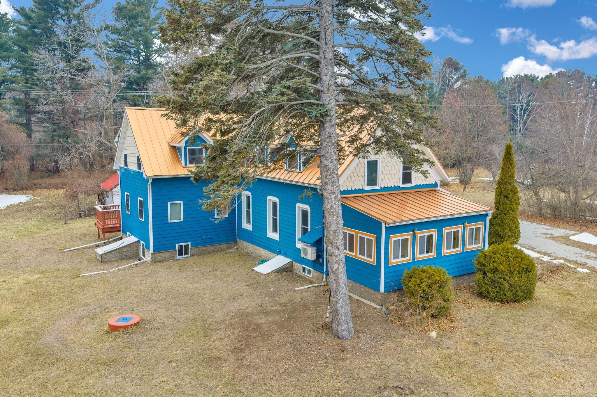 4358 Lakeshore Road Lexington, MI 48450 - Photo 2 of 68