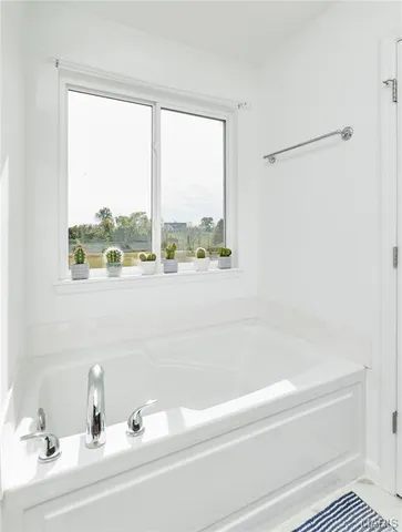 $425,000 | 31 Whiteside Estates Drive, Silex, MO 63377