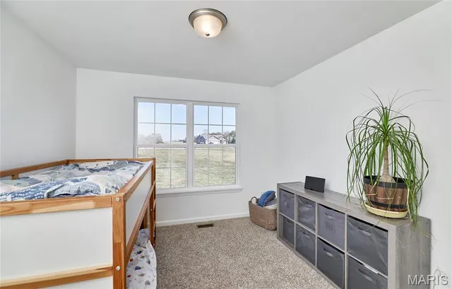 $425,000 | 31 Whiteside Estates Drive, Silex, MO 63377