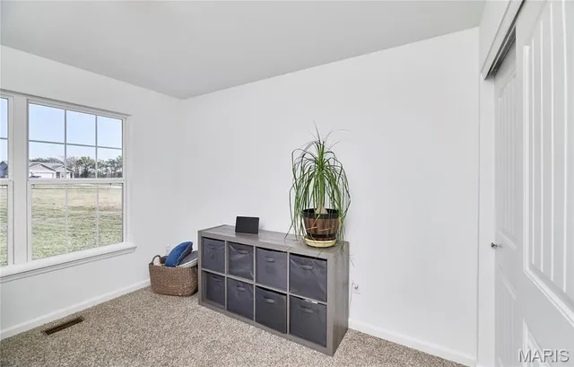 $425,000 | 31 Whiteside Estates Drive, Silex, MO 63377