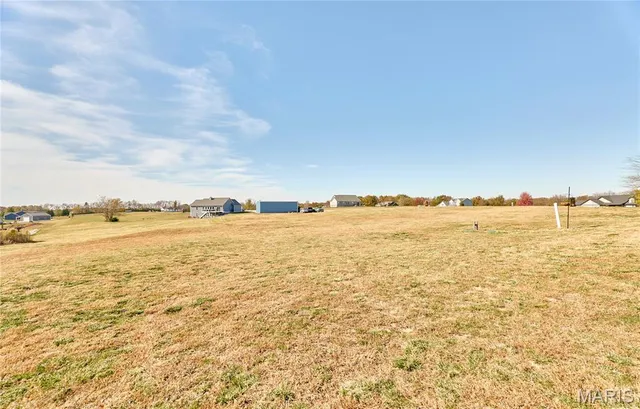 $425,000 | 31 Whiteside Estates Drive, Silex, MO 63377