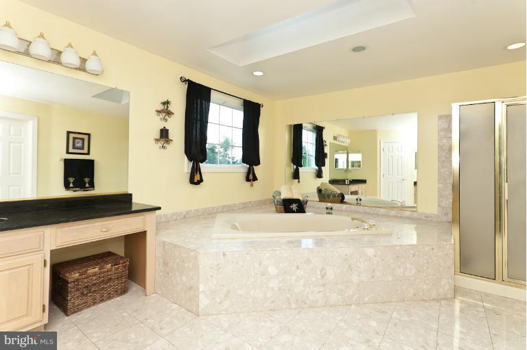 2419 Haddon Hurst Court Fallston, MD 21047 - Photo 6 of 30 Bath (Master)