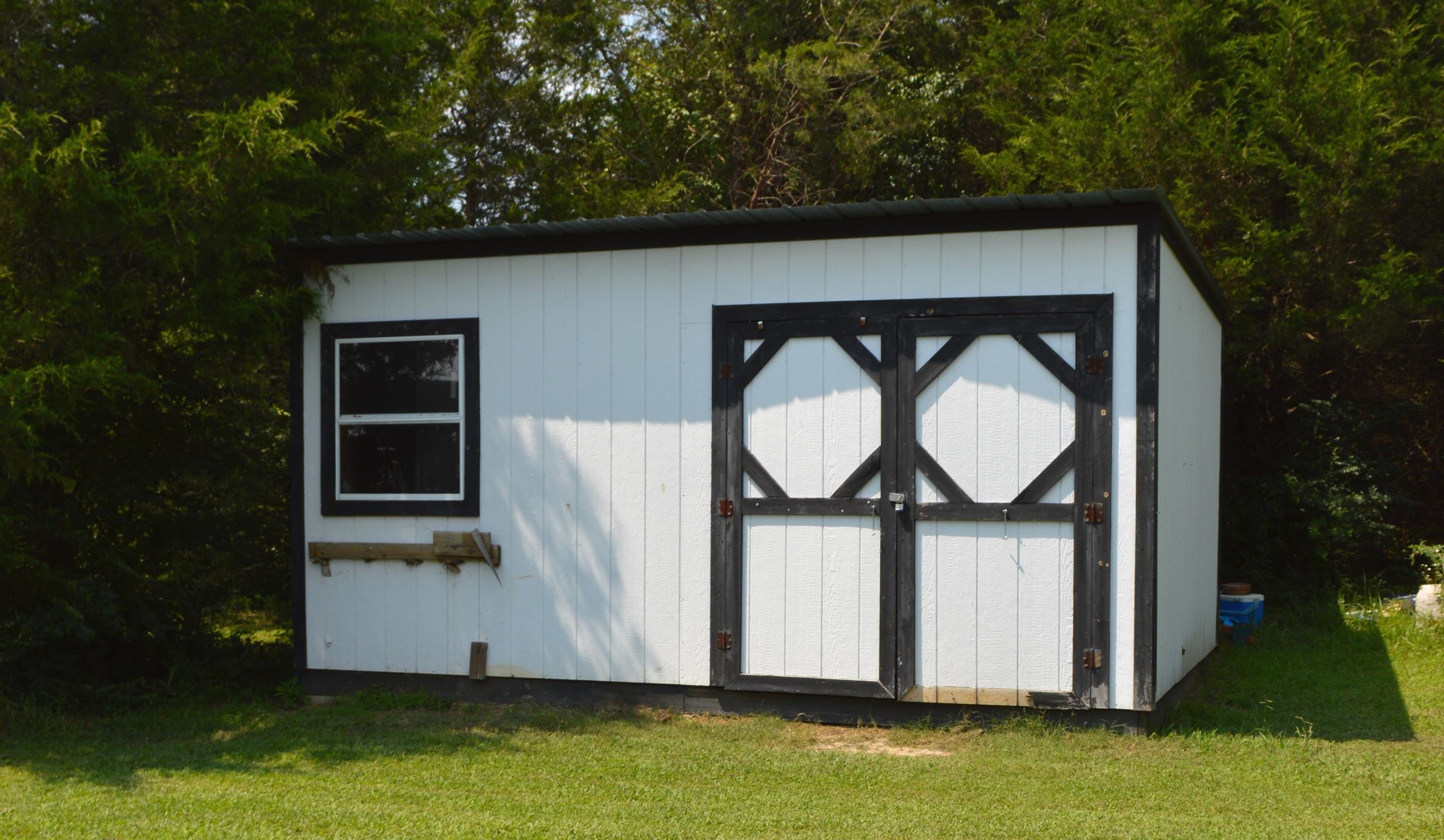 5240 Tobe Robertson Road Columbia, TN 38401 - Photo 18 of 18 Storage Shed