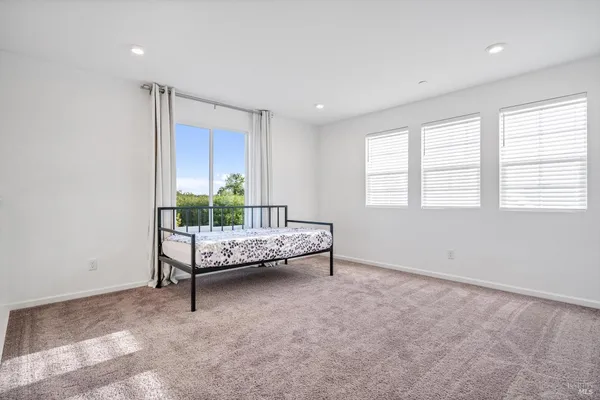 $999,000 | 6254 Overlook Place, Rohnert Park, CA 94928