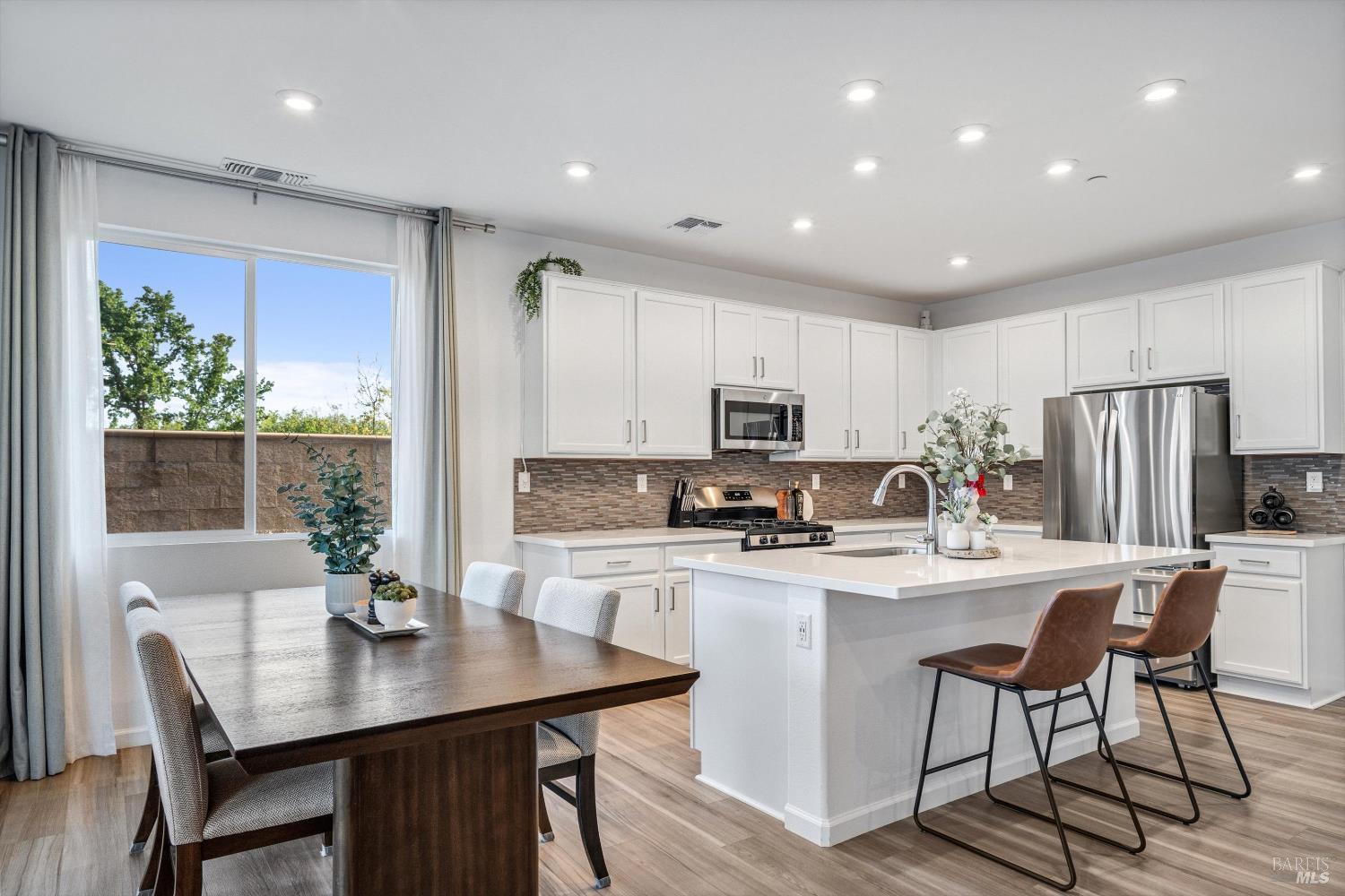 6254 Overlook Place Rohnert Park, CA 94928 - Photo 4 of 52