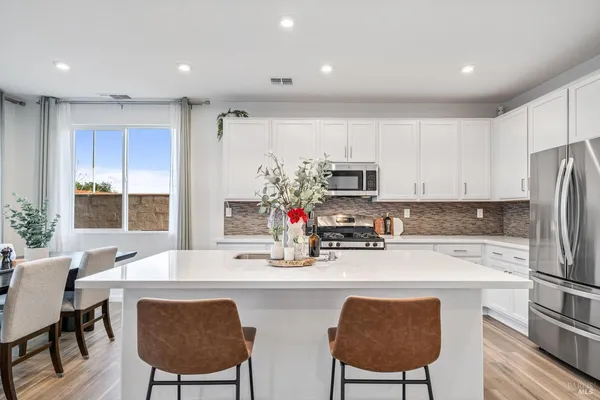 $999,000 | 6254 Overlook Place, Rohnert Park, CA 94928