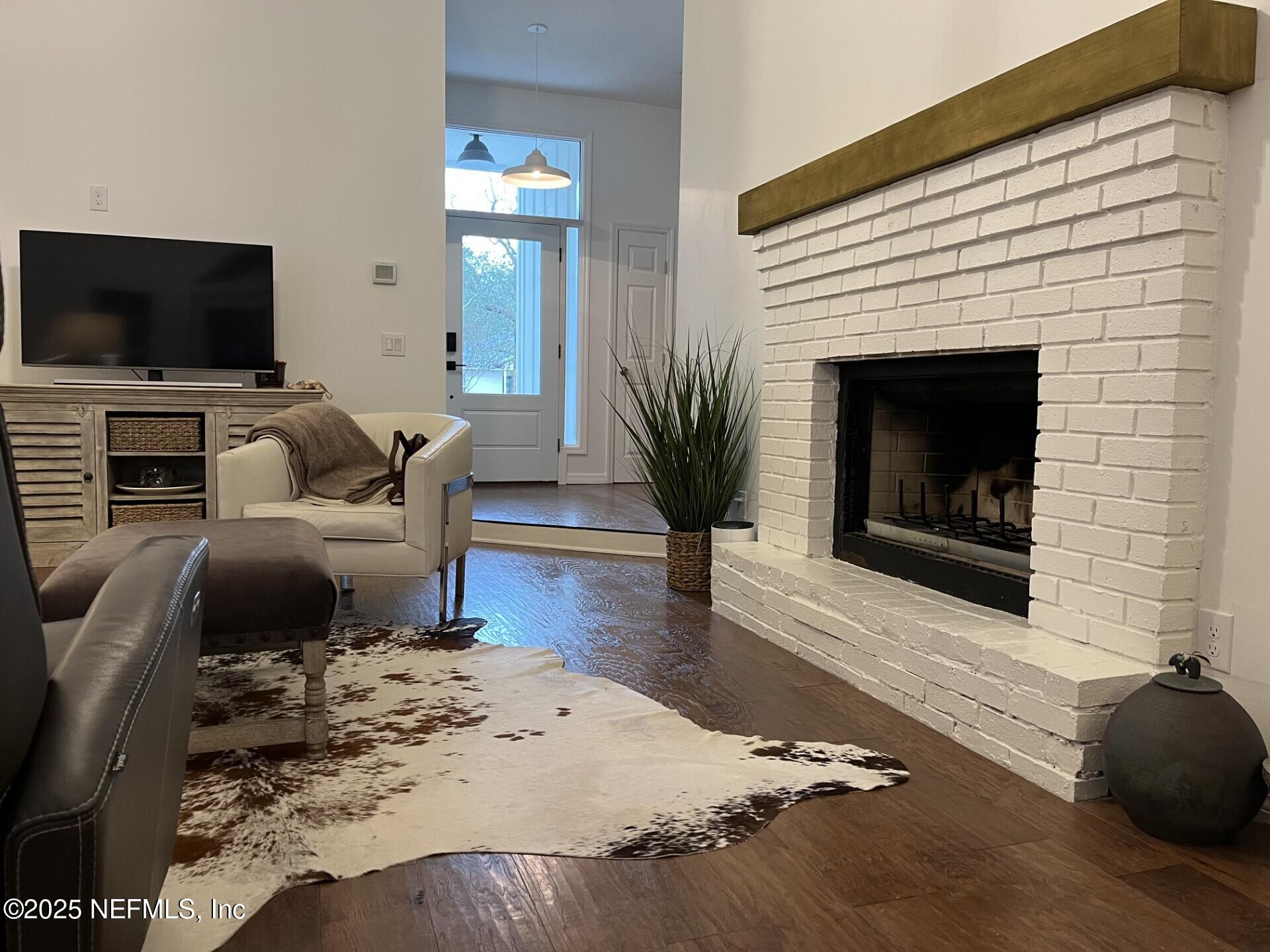 340 Shamrock Road St. Augustine, FL 32086 - Photo 5 of 21 View to Front