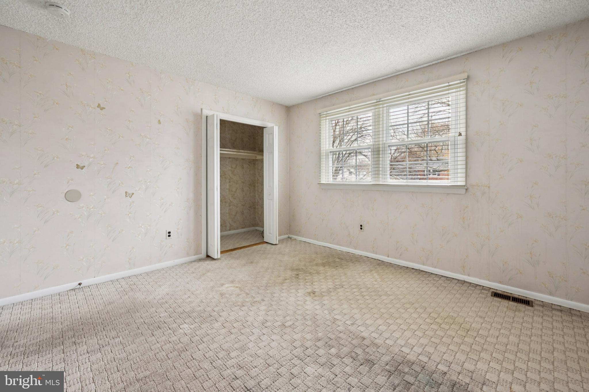 503 Balsam Road Cherry Hill, NJ 08003 - Photo 20 of 25 an empty room with windows