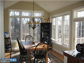 124 Springtree Road Newtown Square, PA 19073 - Photo 7 of 12 Kitchen