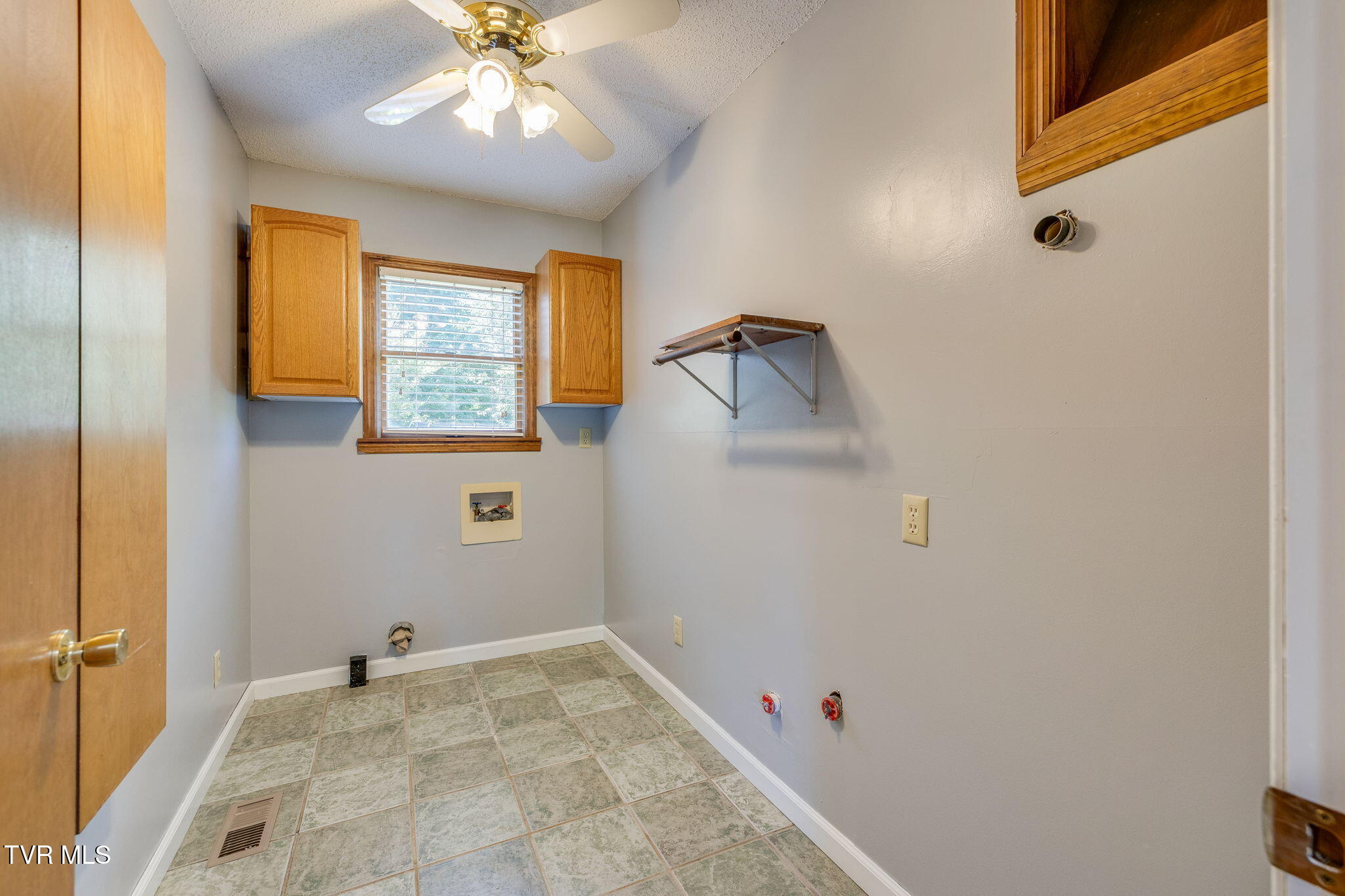 2015 Ridgefield Road Johnson City, TN 37601 - Photo 35 of 48 034