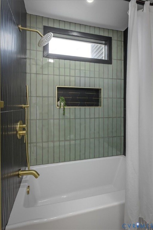 4200 Northwich Road Midlothian, VA 23112 - Photo 24 of 50 Full bath with shower / bath combo with shower cur