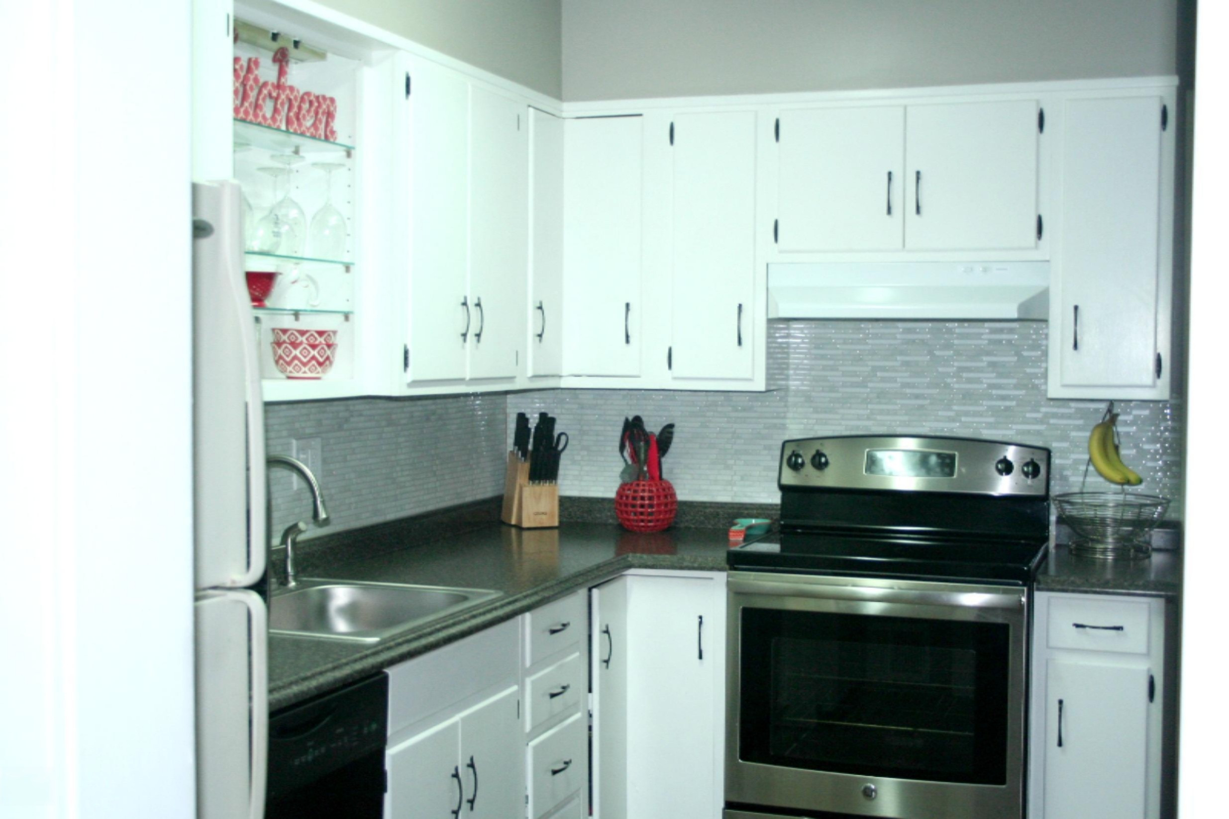 1017 West Street Three Rivers, MI 49093 - Photo 6 of 21 kitchen_1-e.jpg