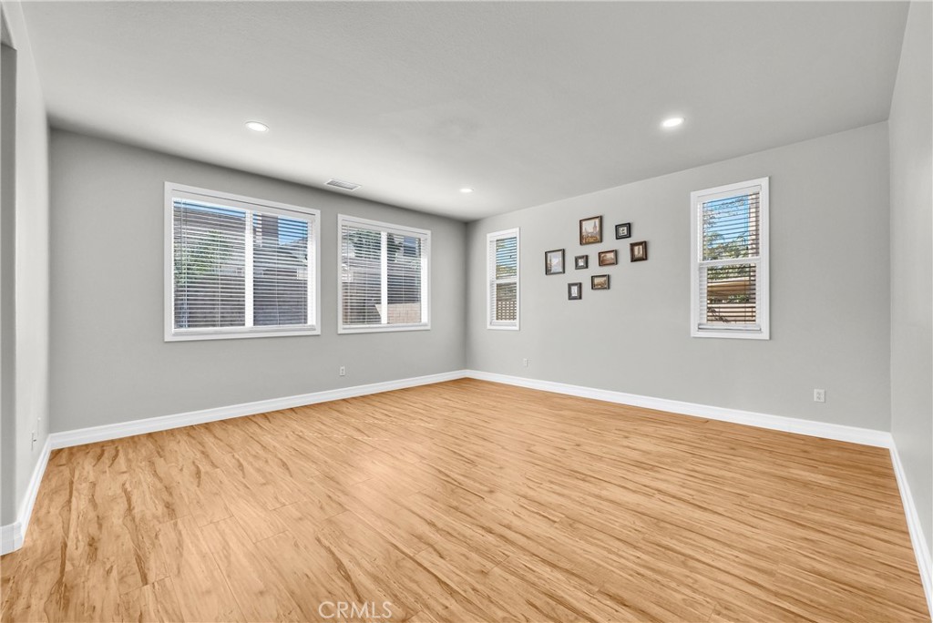 14297 Goose Street Eastvale, CA 92880 - Photo 18 of 38