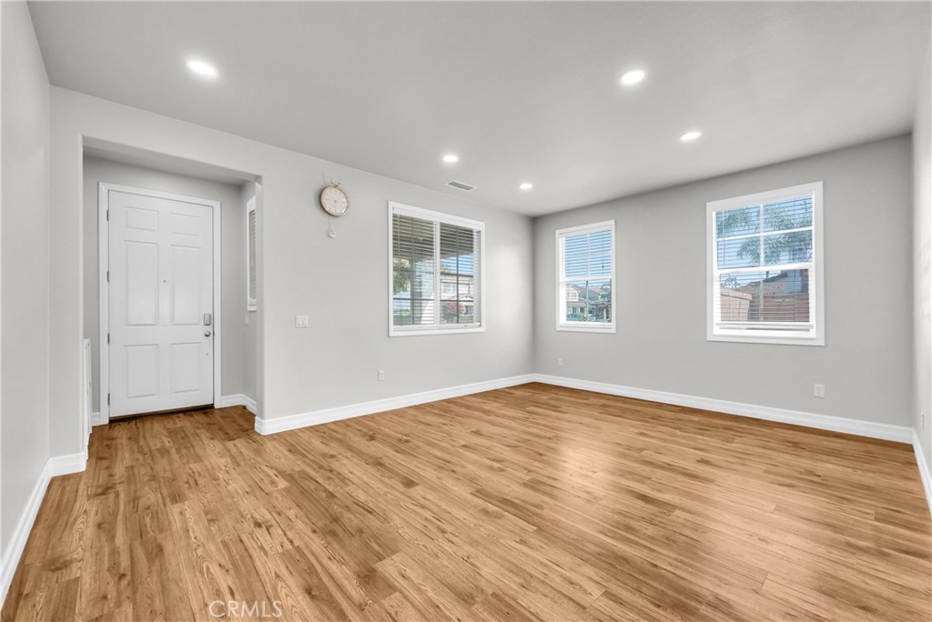 14297 Goose Street Eastvale, CA 92880 - Photo 6 of 38