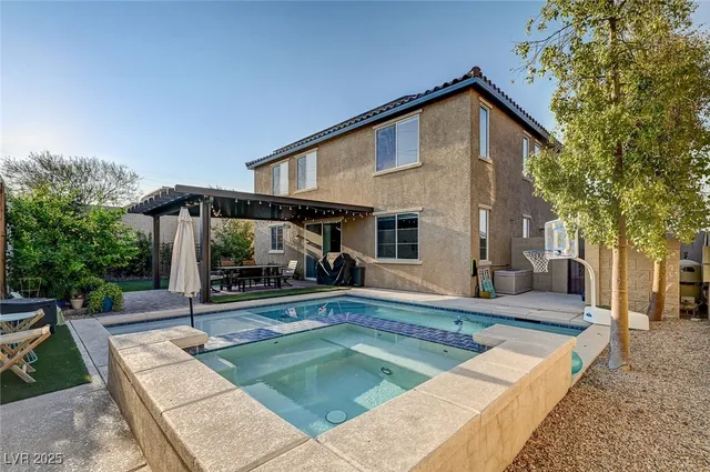 $674,999 | 1371 Bear Brook Avenue, Henderson, NV 89074