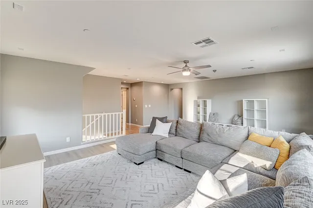 $674,999 | 1371 Bear Brook Avenue, Henderson, NV 89074