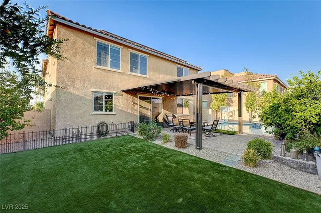 $674,999 | 1371 Bear Brook Avenue, Henderson, NV 89074