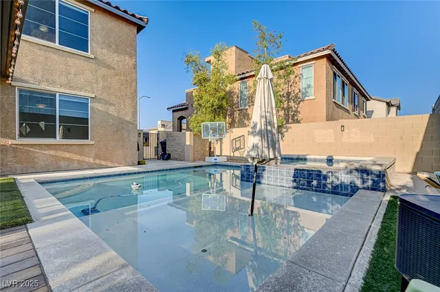 $674,999 | 1371 Bear Brook Avenue, Henderson, NV 89074