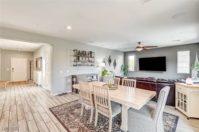 $674,999 | 1371 Bear Brook Avenue, Henderson, NV 89074