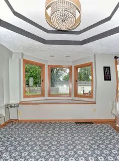 $335,000 | 6420 Oaklandon Road, Indianapolis, IN 46236