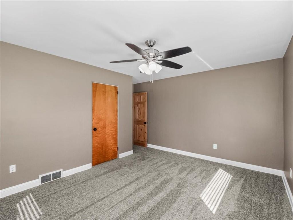 301 Churchill Road Pittsburgh, PA 15235 - Photo 16 of 34 Gallery Image 16