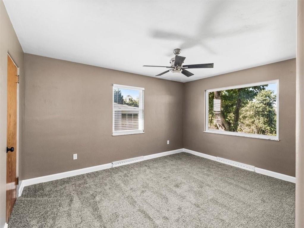 301 Churchill Road Pittsburgh, PA 15235 - Photo 17 of 34 Gallery Image 17