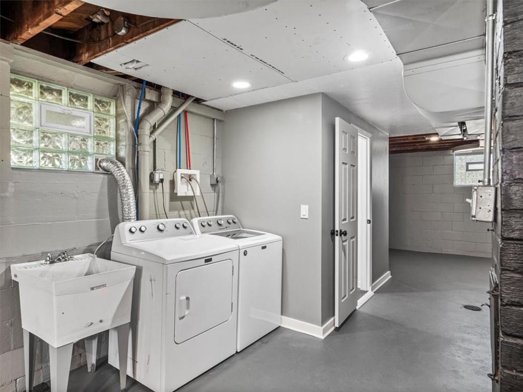 301 Churchill Road Pittsburgh, PA 15235 - Photo 23 of 34 Gallery Image 23