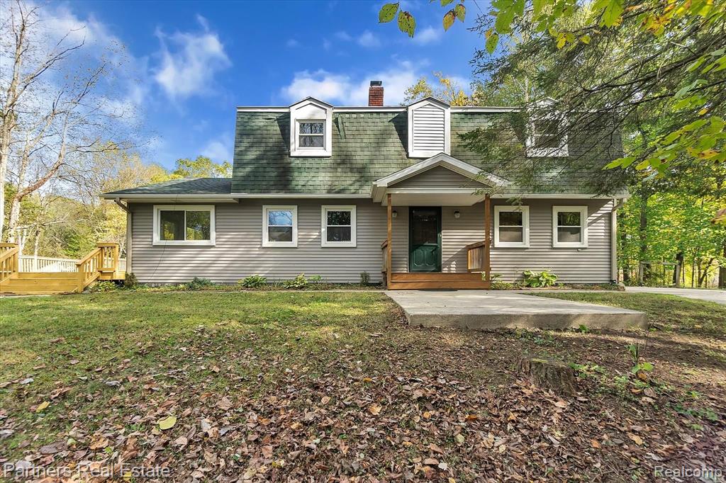 6785 Farley Road Pinckney, MI 48169 - Photo 2 of 49