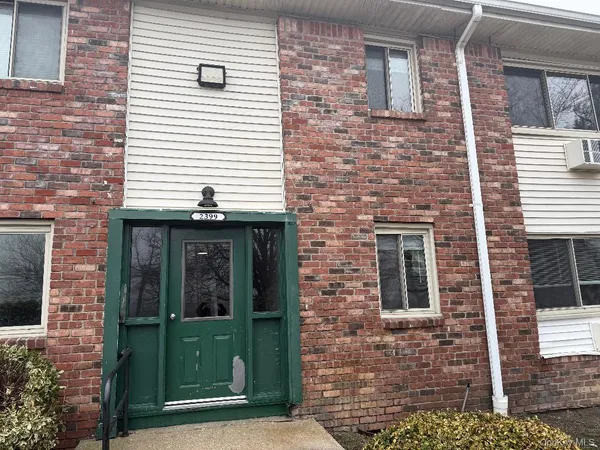 $249,000 | 2399 Union Boulevard, Unit 8B, Islip, NY 11751