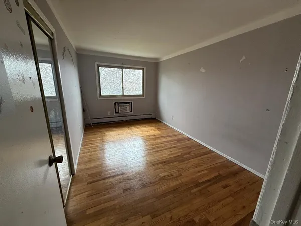 $229,000 | 2399 Union Boulevard, Unit 8B, Islip, NY 11751