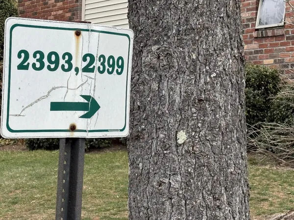 $229,000 | 2399 Union Boulevard, Unit 8B, Islip, NY 11751