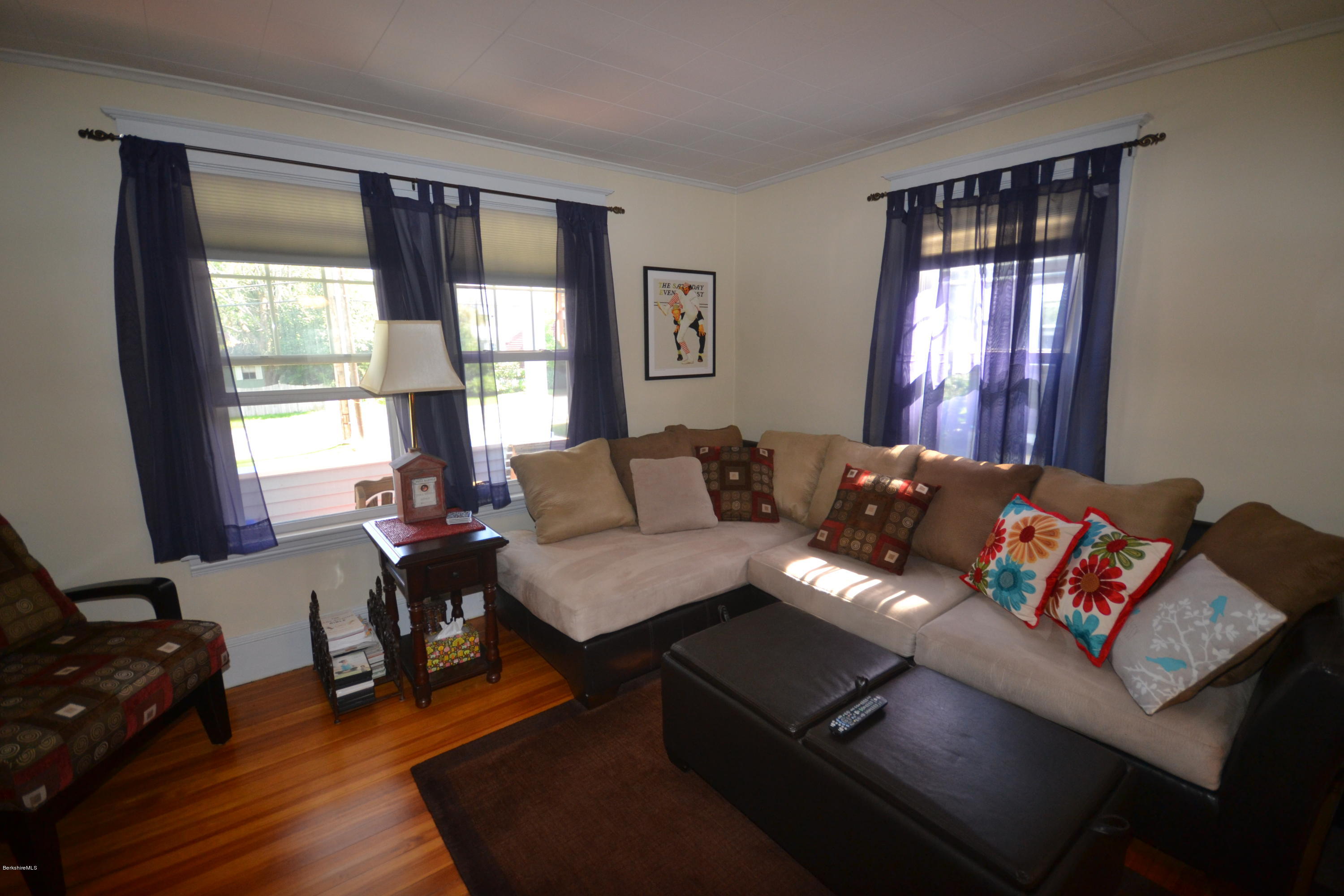 92 Holmes Road Pittsfield, MA 01201 - Photo 11 of 28 Living Room