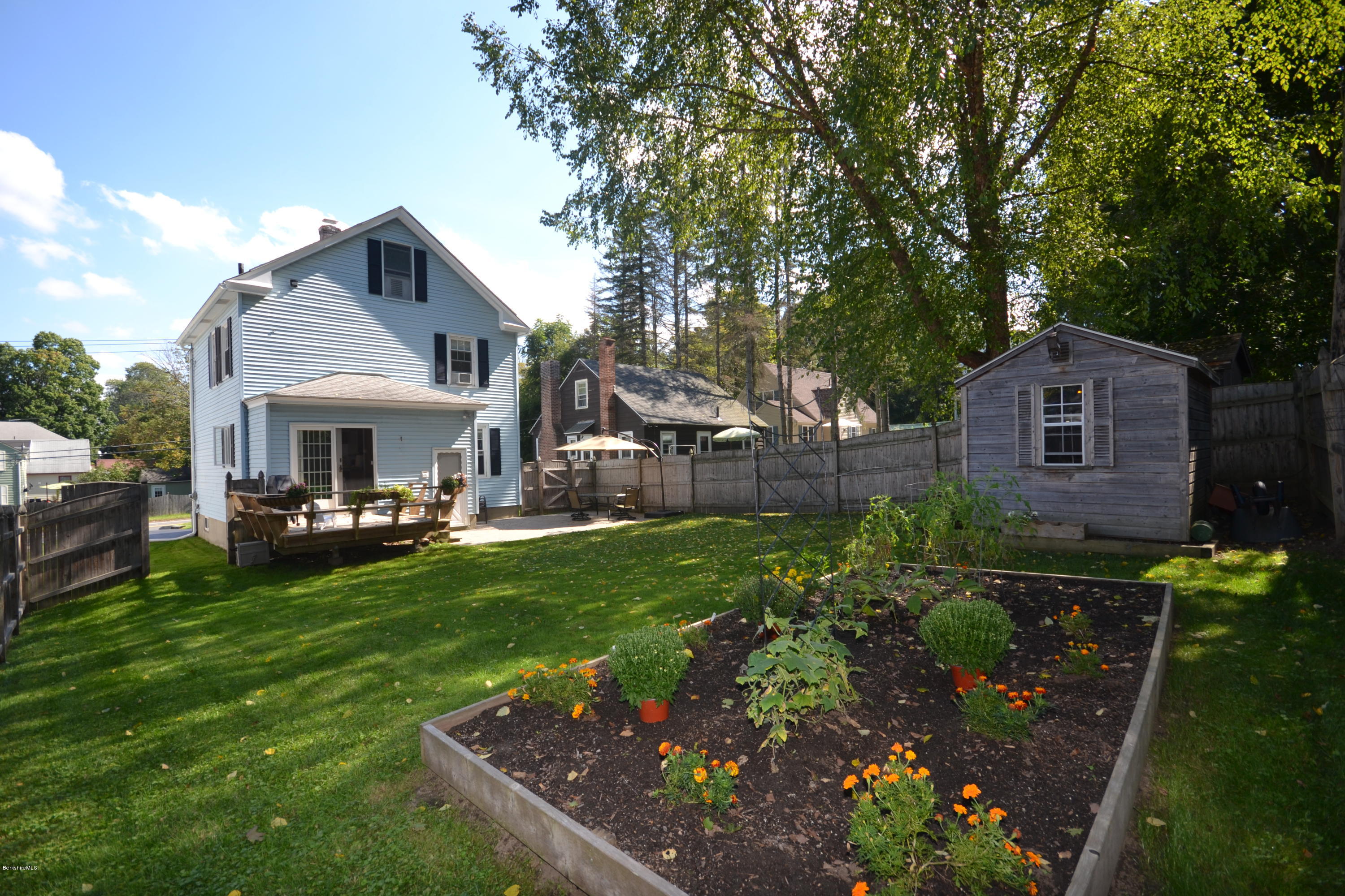92 Holmes Road Pittsfield, MA 01201 - Photo 21 of 28 Exterior