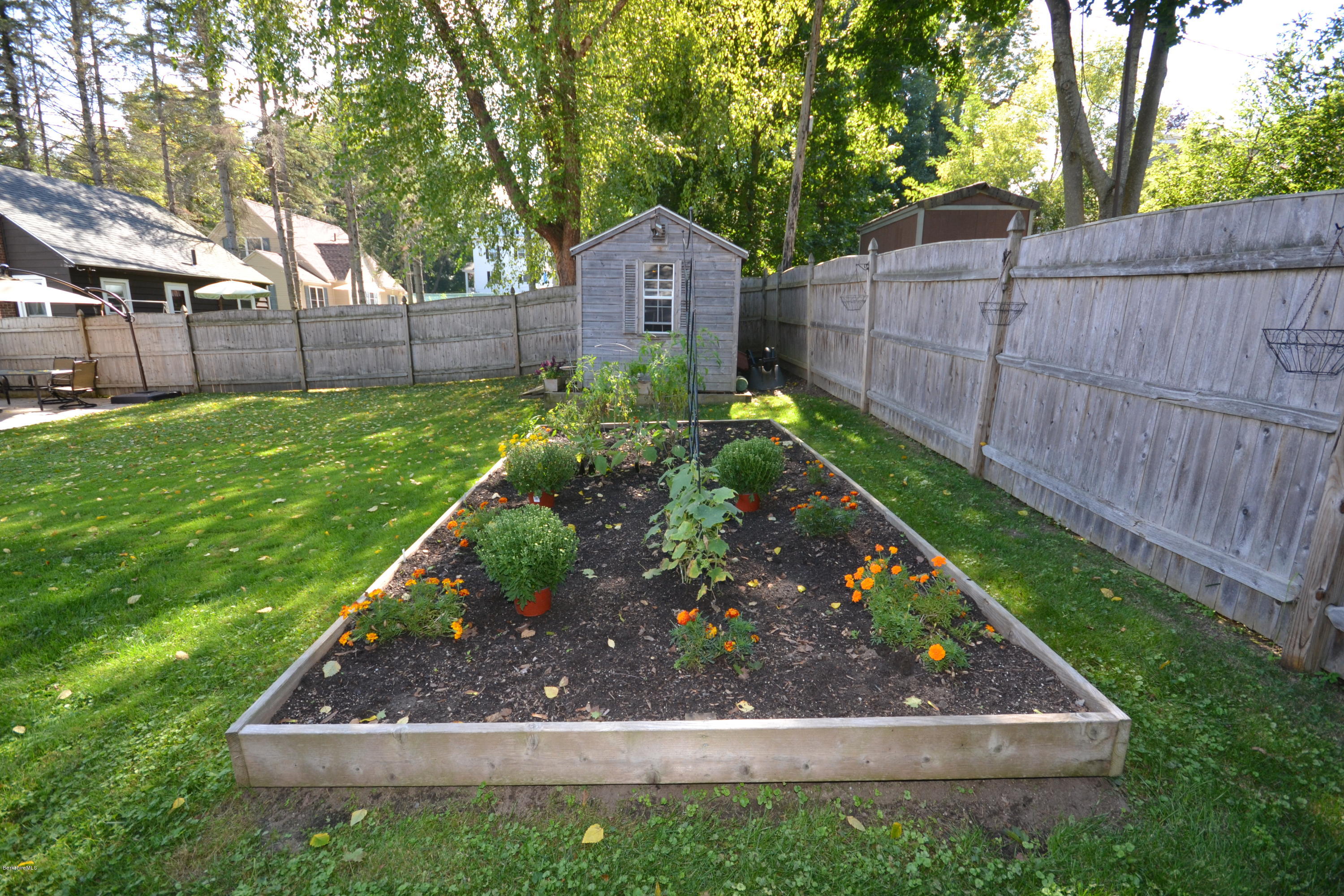 92 Holmes Road Pittsfield, MA 01201 - Photo 22 of 28 Exterior