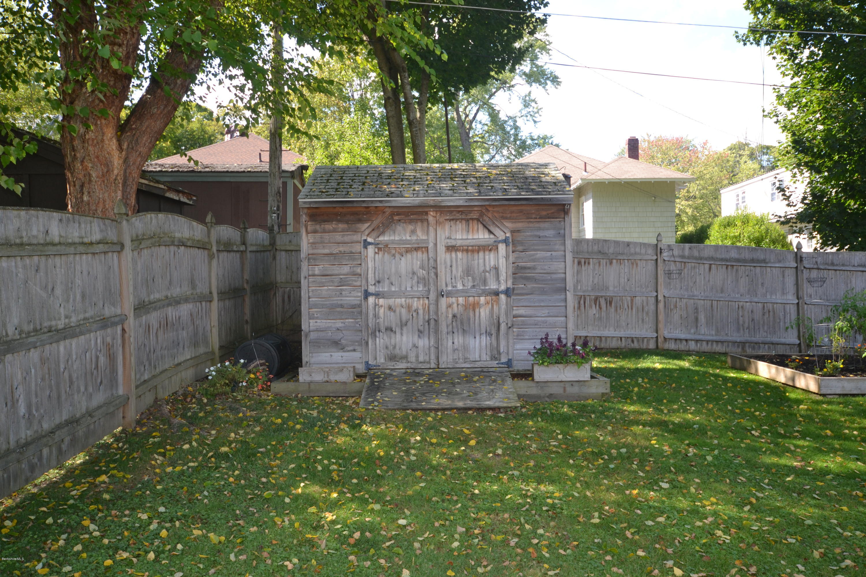 92 Holmes Road Pittsfield, MA 01201 - Photo 26 of 28 Shed