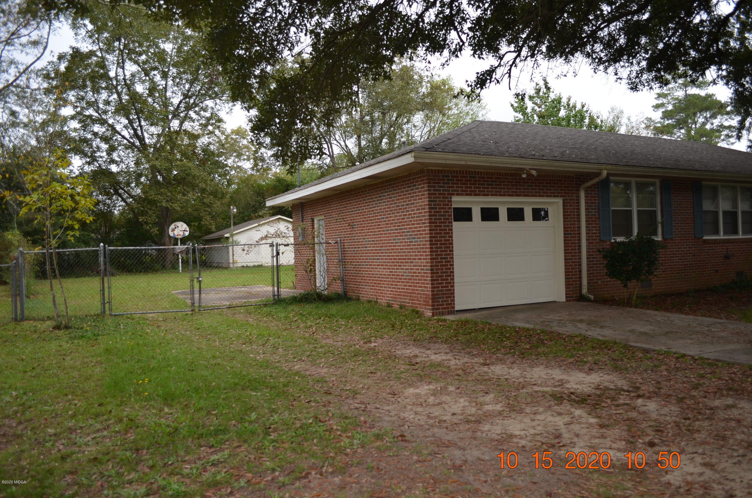 2440 Robinhood Road Macon, GA 31206 - Photo 16 of 20 2020-10-15 10.50.20