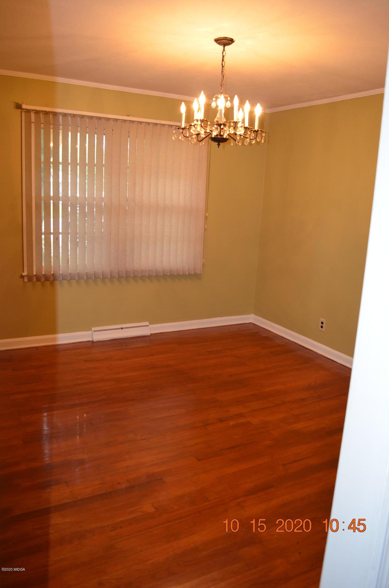 2440 Robinhood Road Macon, GA 31206 - Photo 4 of 20 2020-10-15 10.45.25