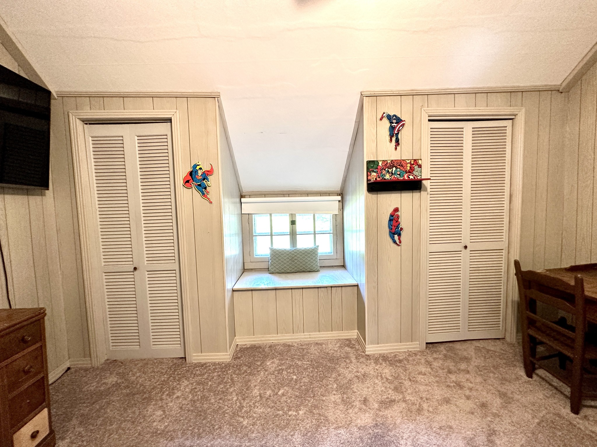 3437 Wolf Creek Road Silver Point, TN 38582 - Photo 30 of 70 a view of livingroom with furniture and flat screen tv