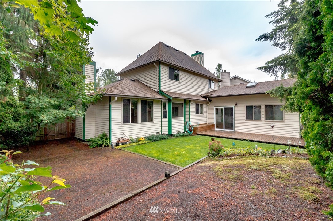 2503 166th Place Southeast Bothell, WA 98012 - Photo 17 of 21 Gallery Image 17