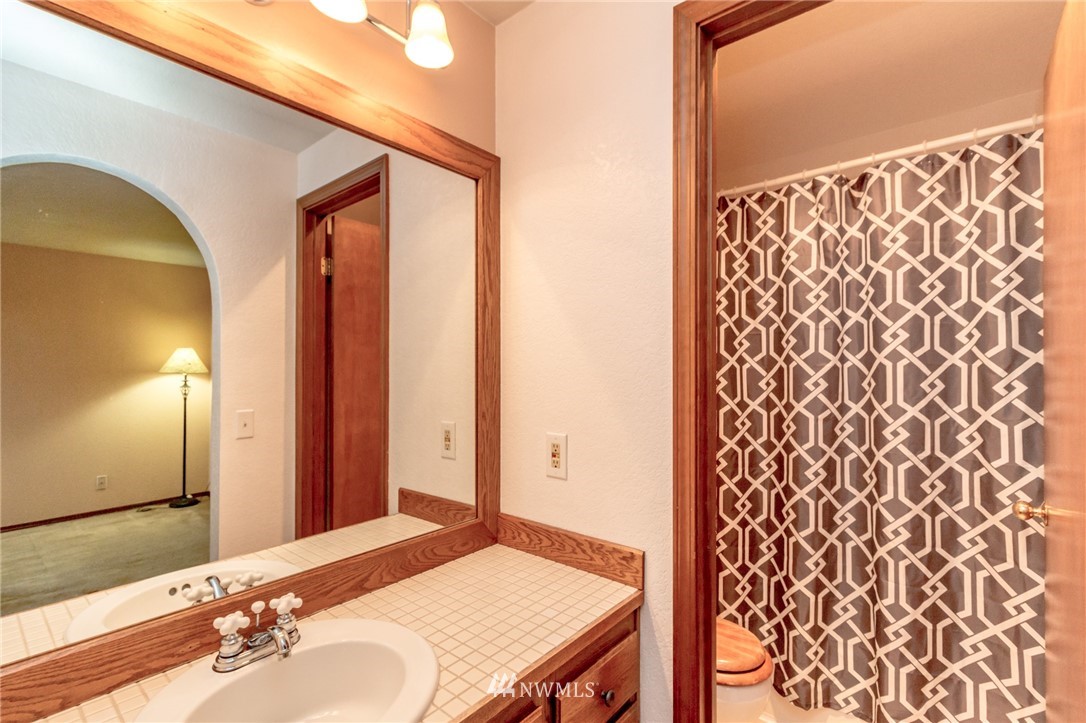 2503 166th Place Southeast Bothell, WA 98012 - Photo 20 of 21 Gallery Image 20