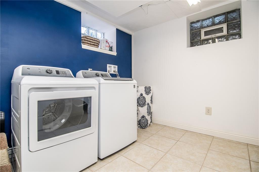 5207 Baptist Road Pittsburgh, PA 15236 - Photo 21 of 25 Gallery Image 21