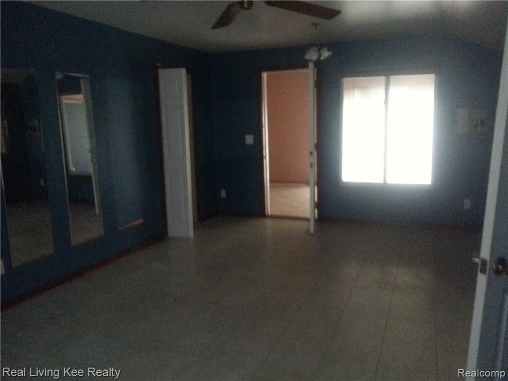 68 North Conklin Road Lake Orion, MI 48362 - Photo 13 of 16 2015-06-27 13.22
