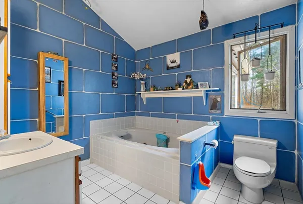 $450,000 | 6 Plum Tree Lane, Hubbardston, MA 01452