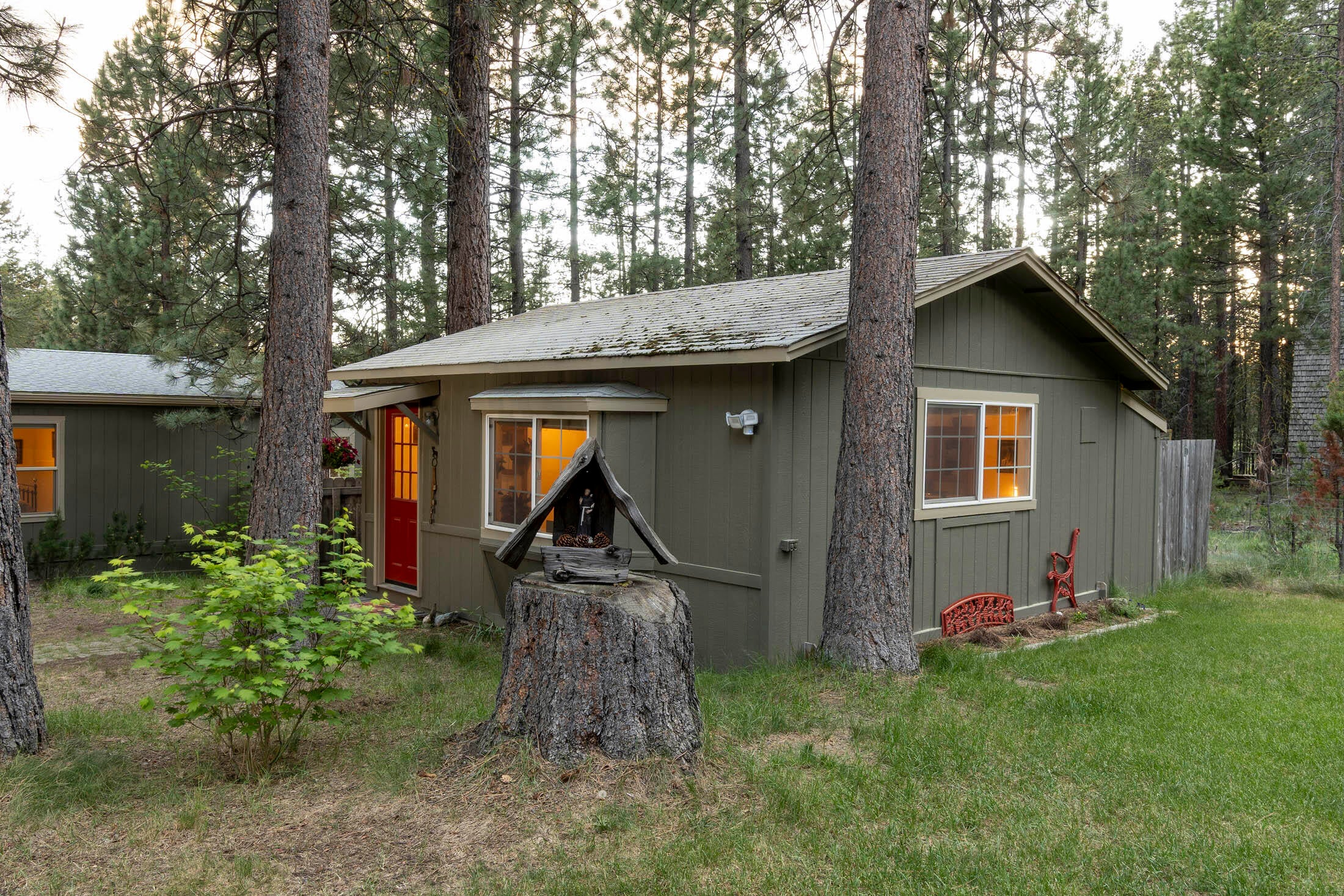 17151 Island Loop Way Bend, OR 97707 - Photo 4 of 38 17151 Island Loop Way_0098 copy