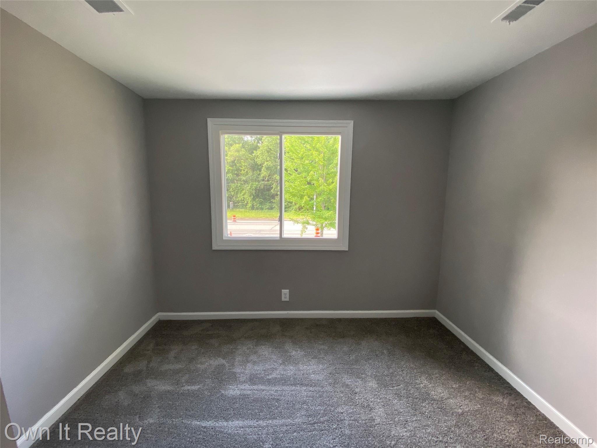 25373 Goddard Road Taylor, MI 48180 - Photo 18 of 24 IMG_1550.jpg