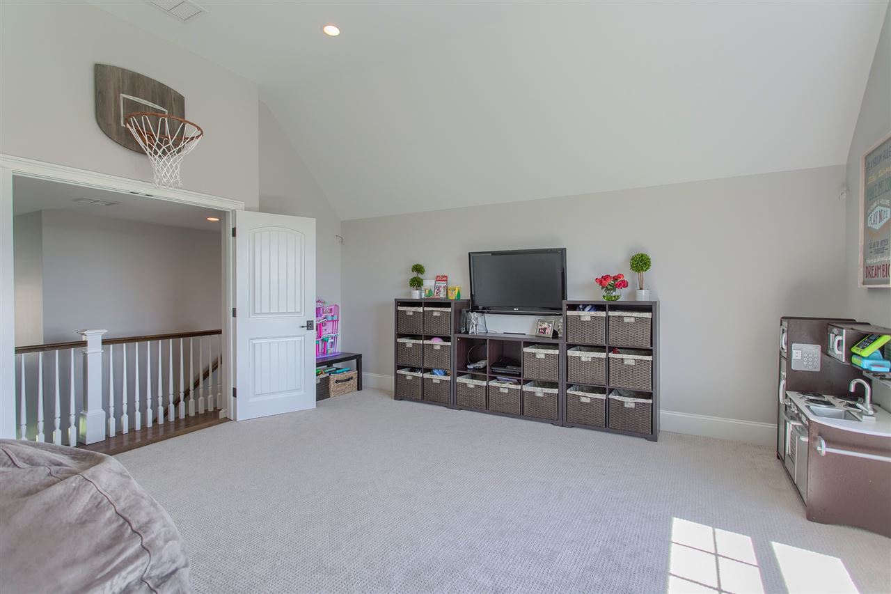 14 Eagles Nest Ridge Salem, NH 03079 - Photo 27 of 34 Gallery Image 27