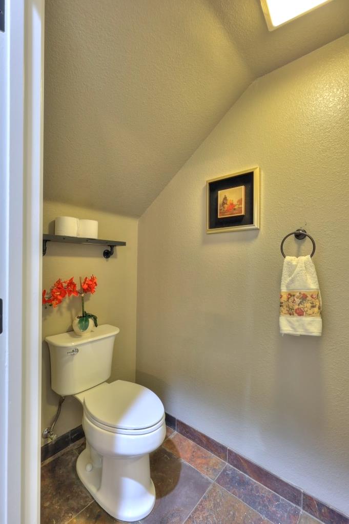 6801 Varni Way Hughson, CA 95326 - Photo 32 of 70