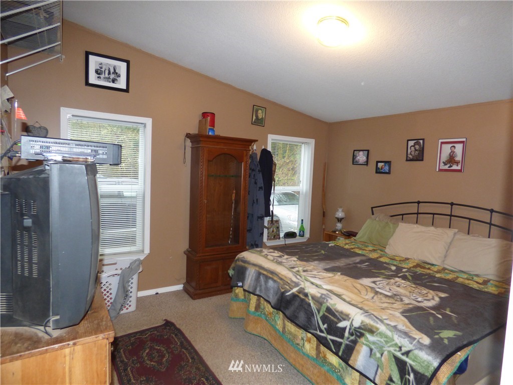 209 Westbrooke Road Castle Rock, WA 98611 - Photo 13 of 25 Gallery Image 13